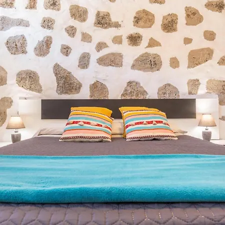 Elysium Olival Only Adults Apartment