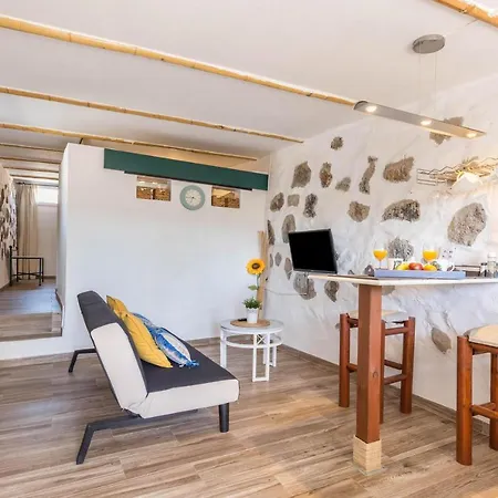 Apartamento Elysium Olival En Casa La Fuentita *