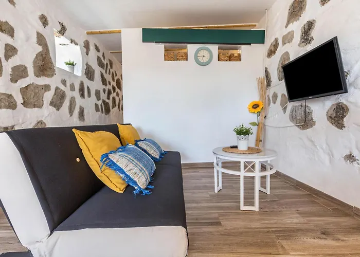 Elysium Olival Only Adults Apartment *