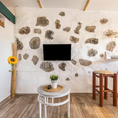 Elysium Olival Only Adults Apartmán *